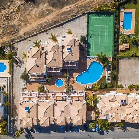 Sergio S Place - Farm Village - By Algarkasa Αλμπουφέιρα