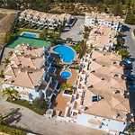 Sergio S Place - Farm Village - By Algarkasa البوفيرا